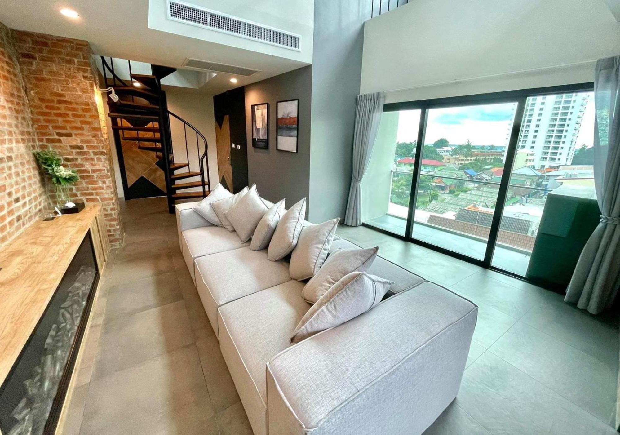 Room Actually Service Apartment Karon Exterior photo