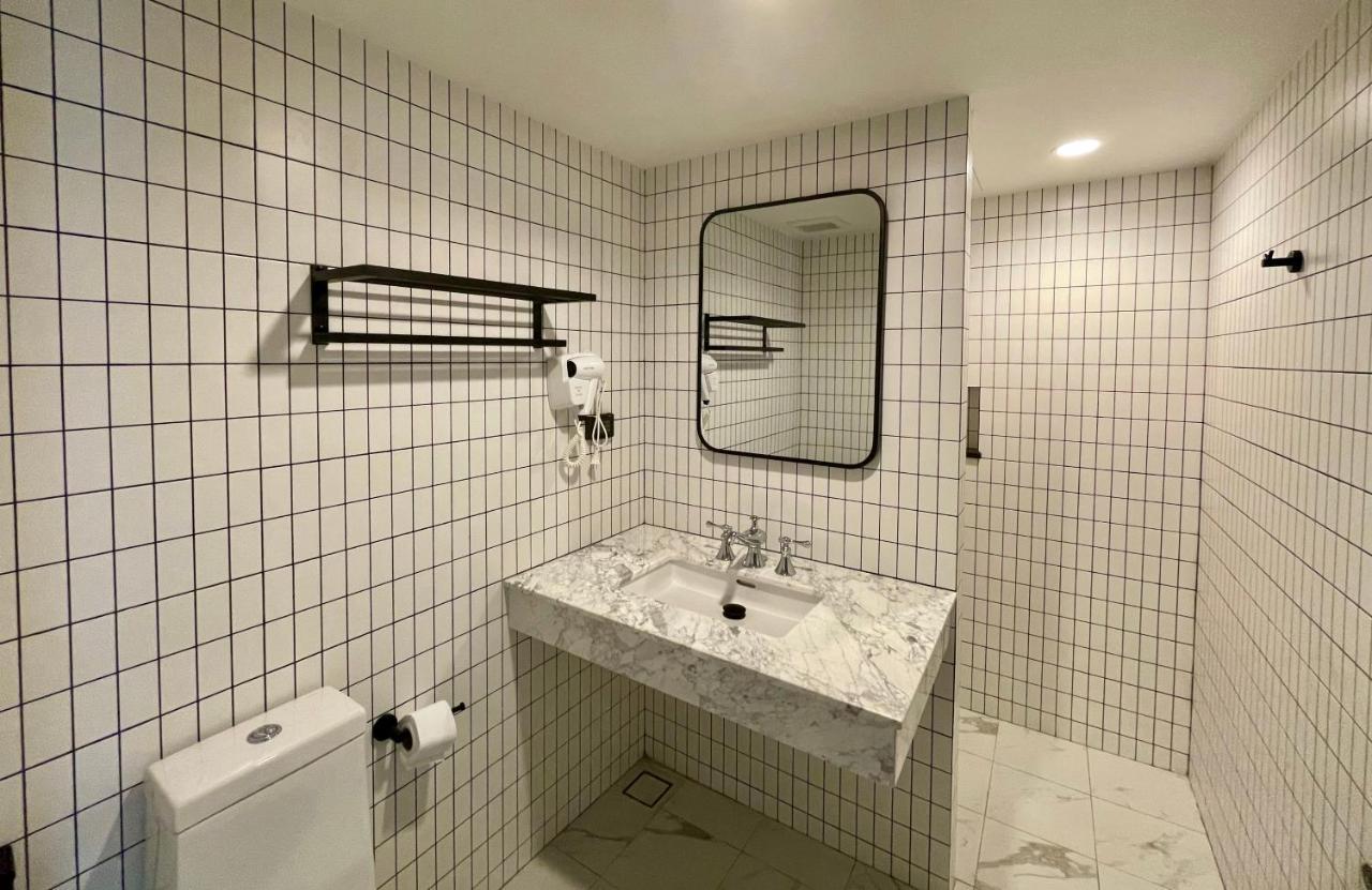 Room Actually Service Apartment Karon Exterior photo