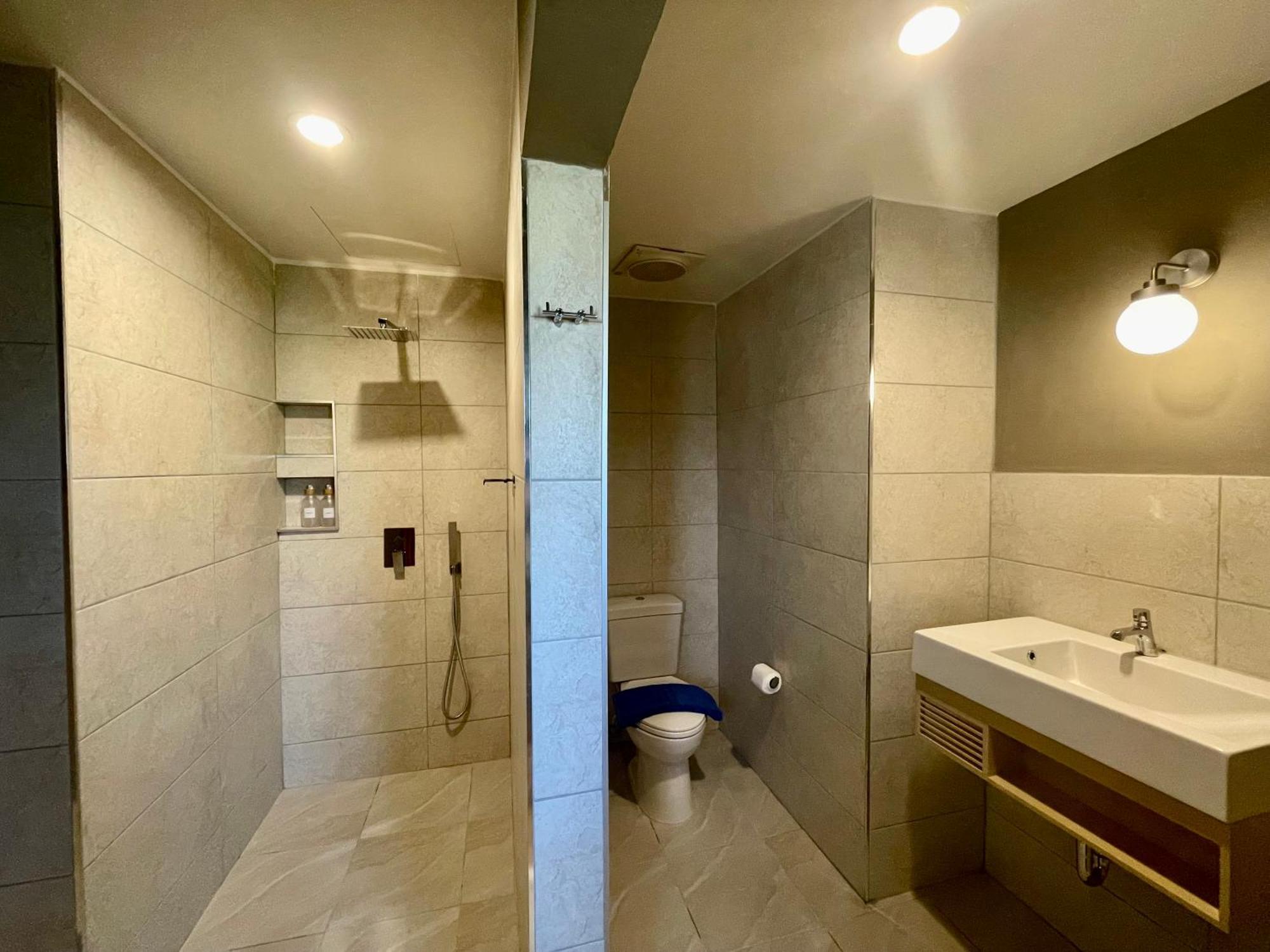 Room Actually Service Apartment Karon Exterior photo