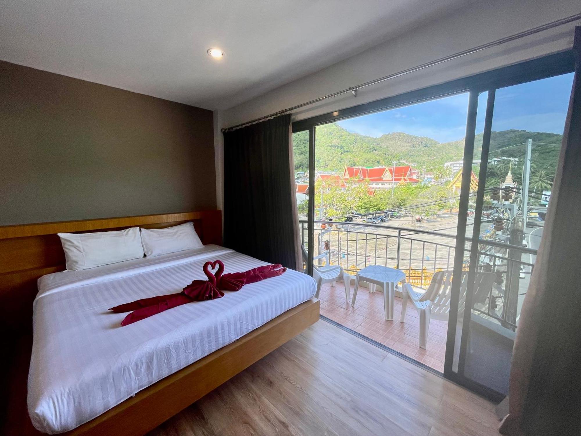 Room Actually Service Apartment Karon Exterior photo